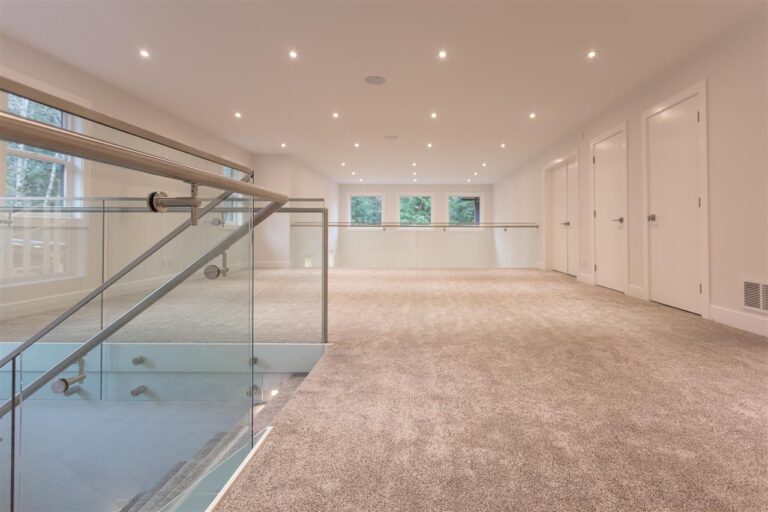 3388 mamquam interior1