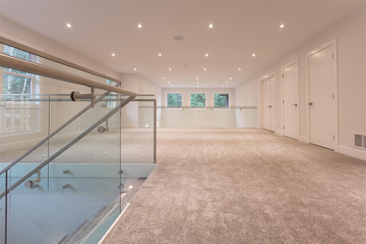 3388 mamquam interior1