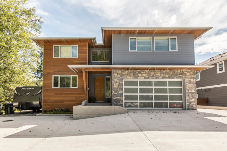 41643-dryden-exterior